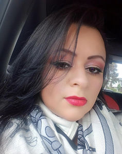 39 Year Old Bogota, Colombia Woman